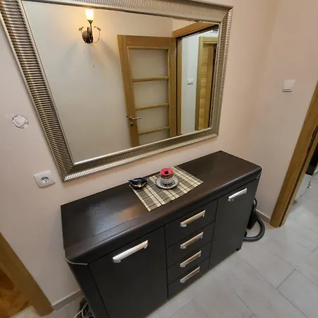 Centre * 波德戈里察