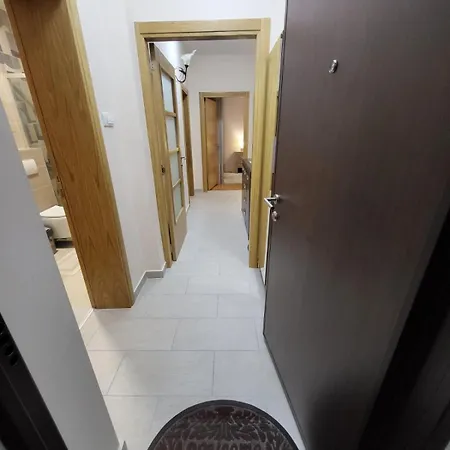 Centre * 波德戈里察